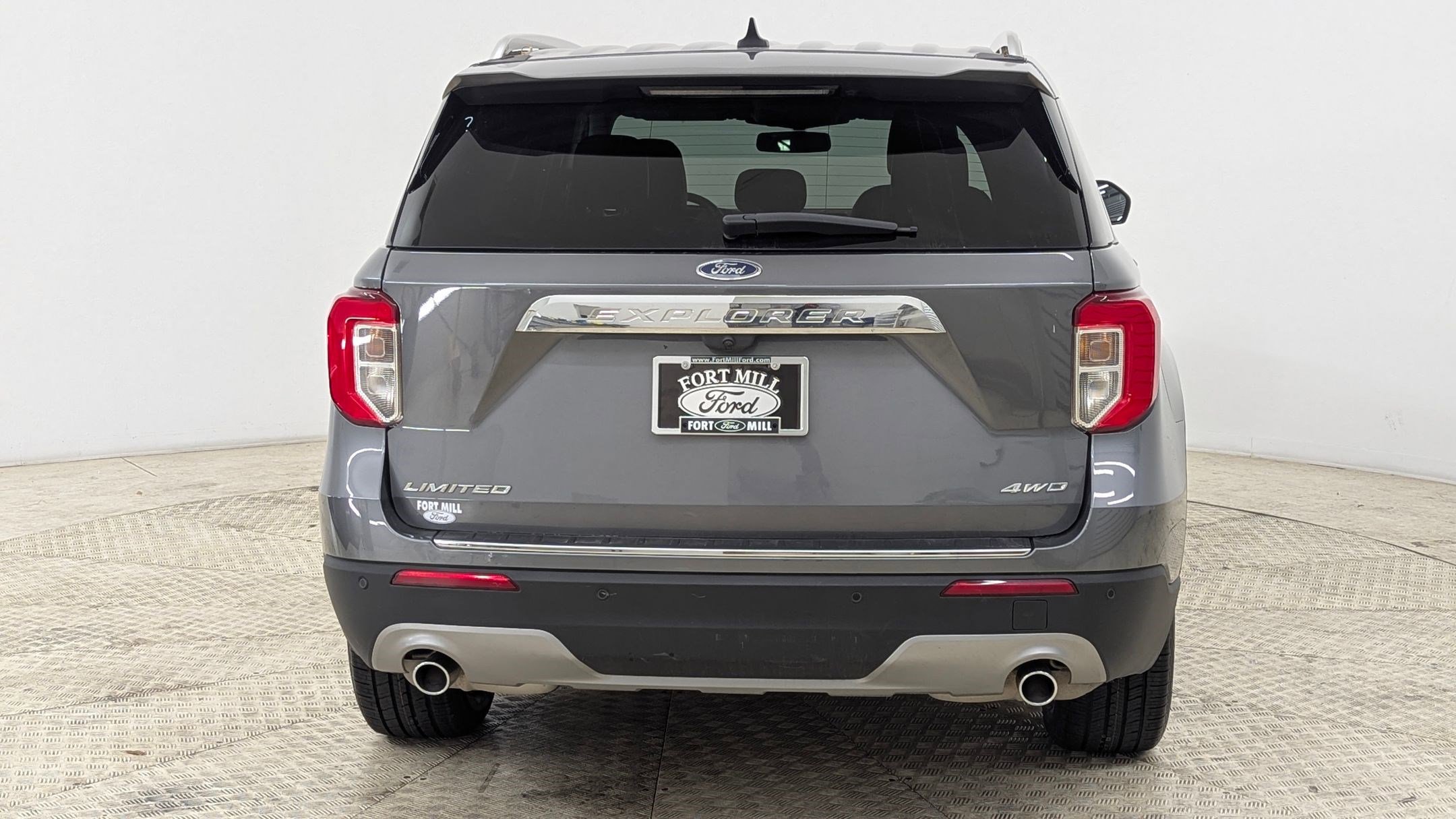 Certified 2024 Ford Explorer Limited image 9