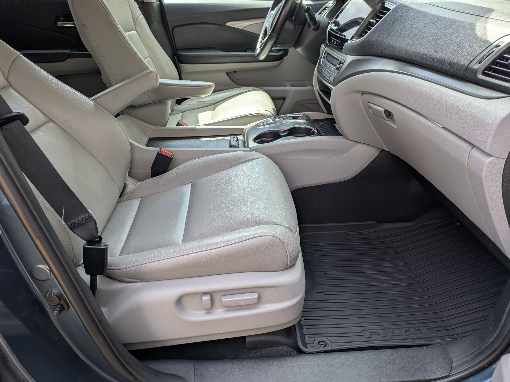 Used 2021 Honda Pilot Special Edition image 39