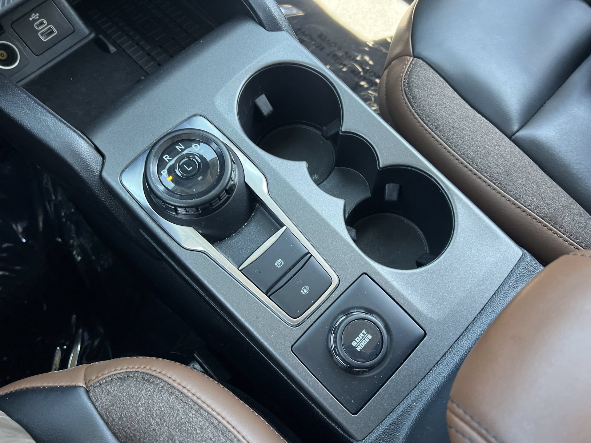 Certified 2025 Ford Bronco Sport Outer Banks w/ Outer Banks Tech Package+ AWD/4WD image 8