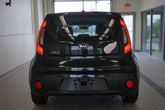 Used 2017 Kia Soul FWD image 12
