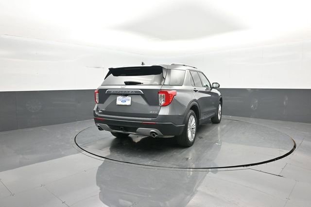 Certified 2023 Ford Explorer Limited w/ Limited Technology Package image 7