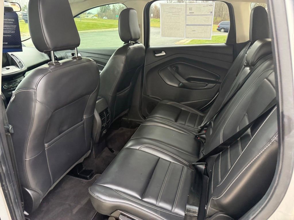 Certified 2019 Ford Escape SEL image 18