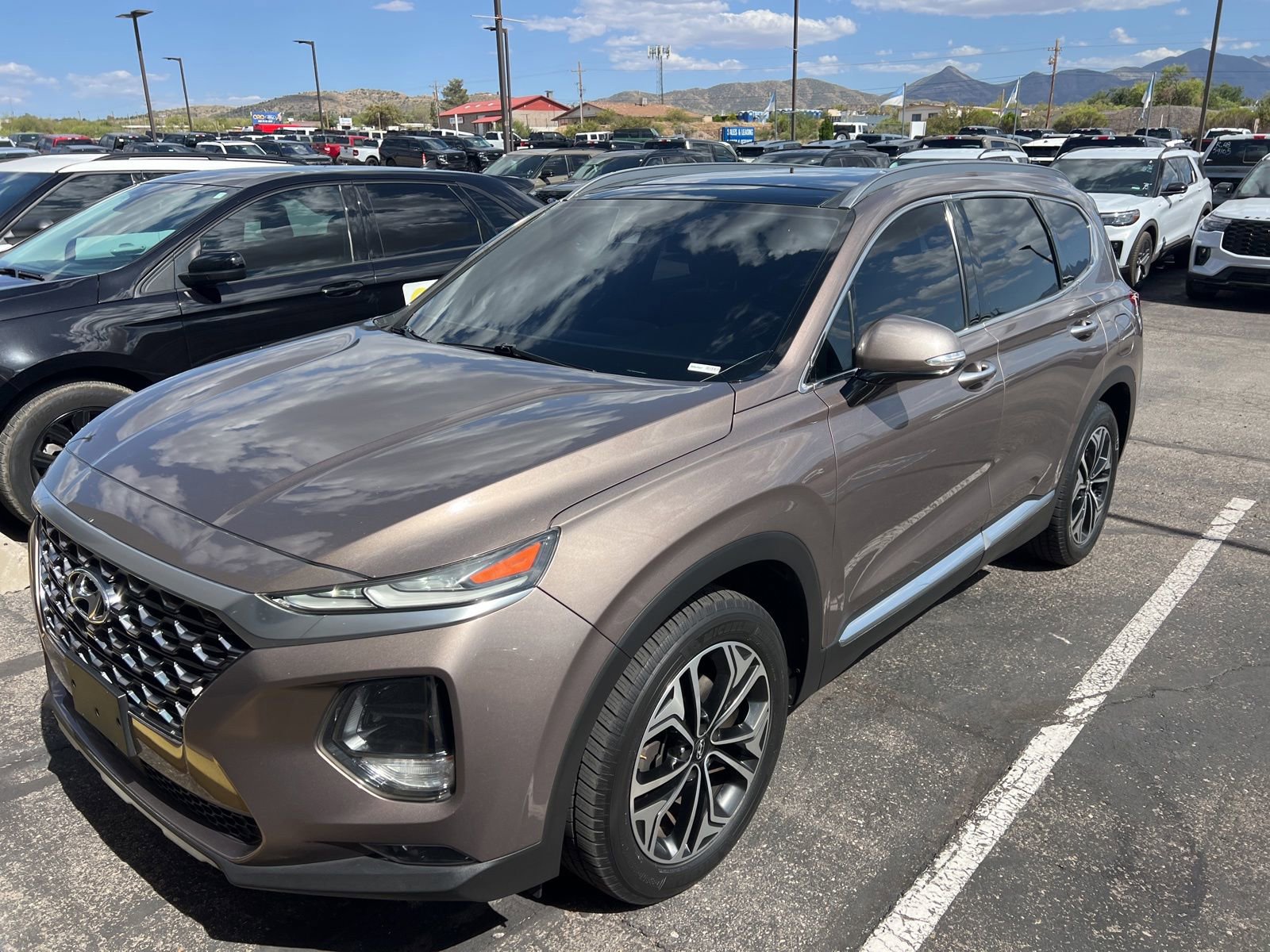 Used 2019 Hyundai Santa Fe Limited FWD image 16