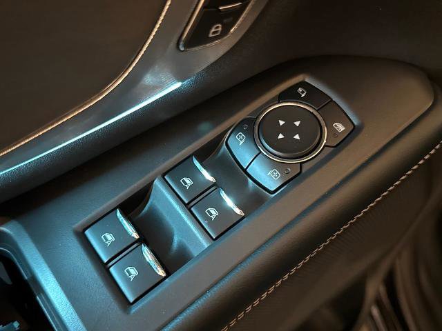 Certified 2025 Ford Expedition Platinum AWD/4WD image 18