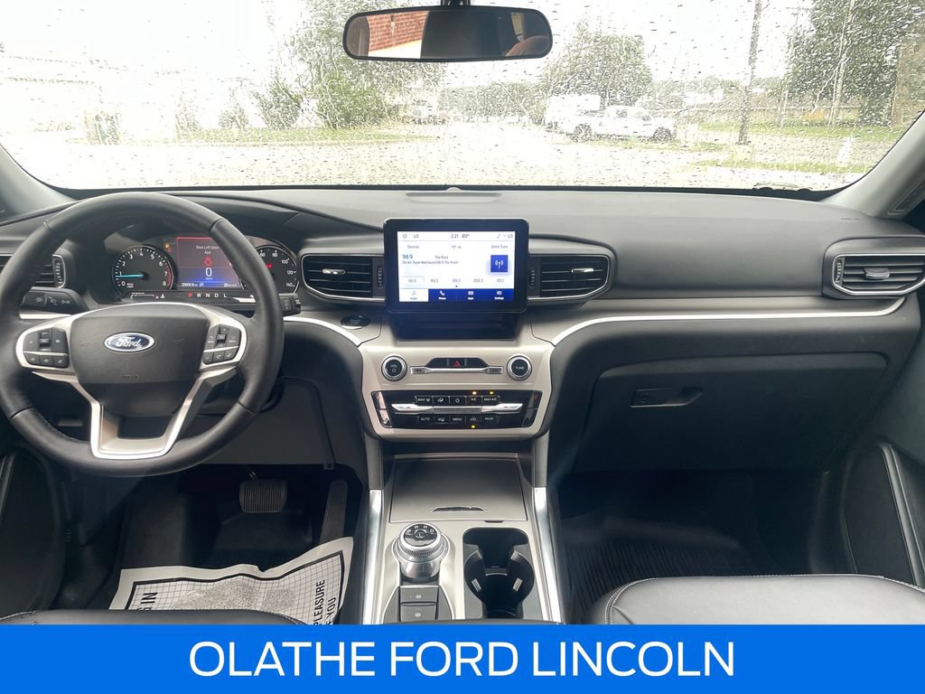 Certified 2023 Ford Explorer XLT w/ Equipment Group 202A AWD/4WD image 24