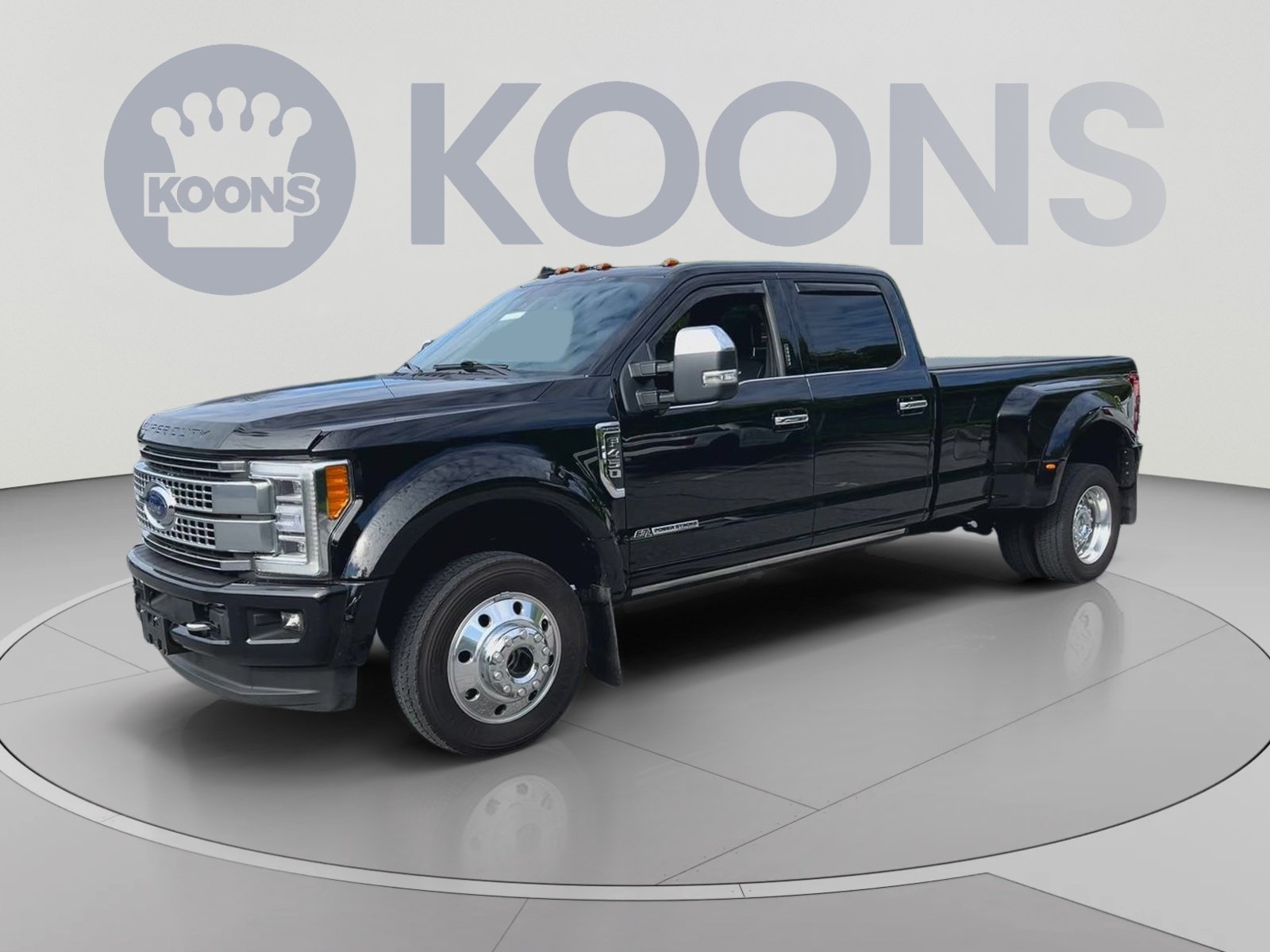 Certified 2019 Ford F450 Platinum w/ Platinum Ultimate Package AWD/4WD image 7