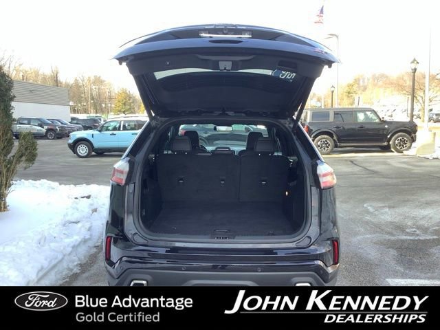 Certified 2022 Ford Edge ST image 25
