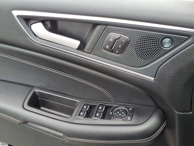 Certified 2024 Ford Edge Titanium image 25