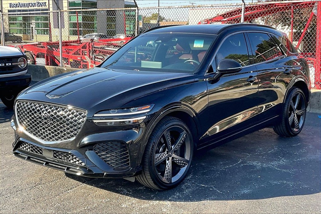 Used 2024 Genesis GV70 2.5T w/ Sport Prestige Package AWD/4WD image 11