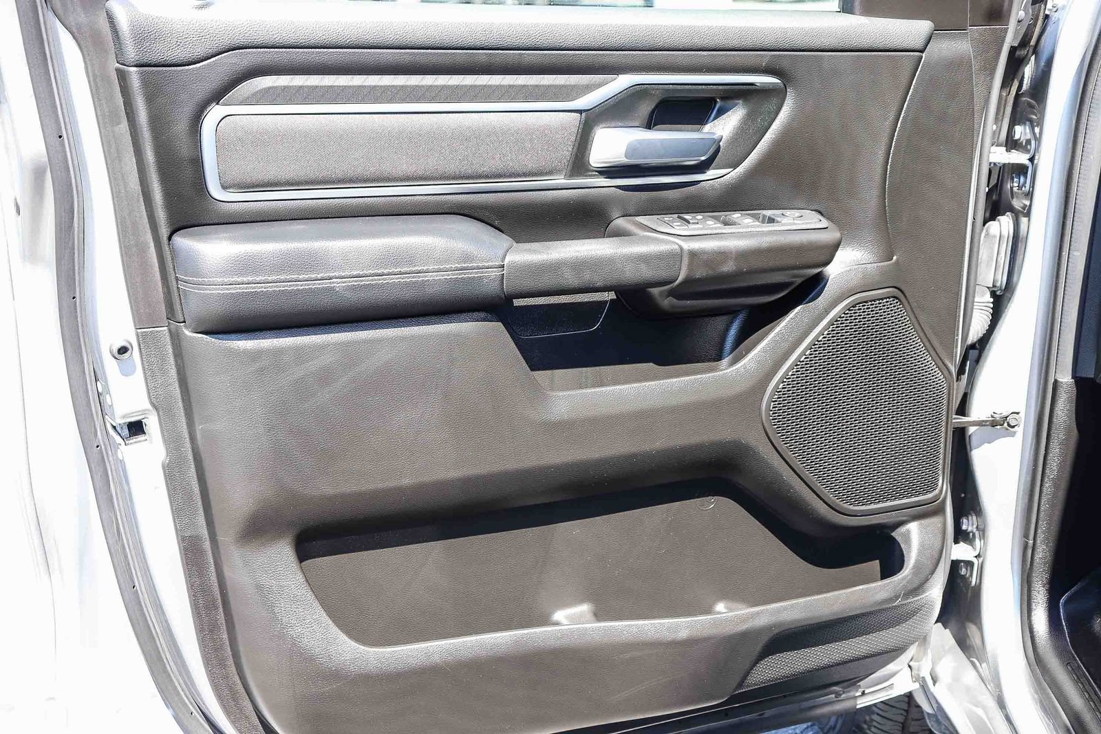Used 2025 RAM 1500 Big Horn AWD/4WD image 21