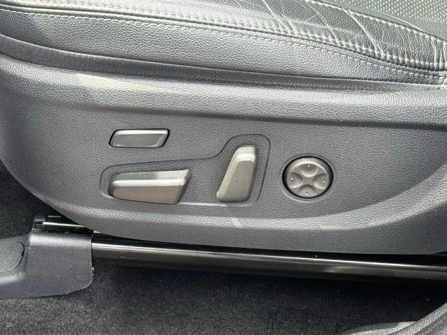 Used 2020 Hyundai Santa Fe Limited image 14