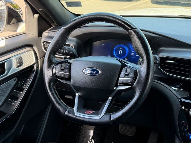 Certified 2022 Ford Explorer ST w/ Equipment Group 401A AWD/4WD image 17