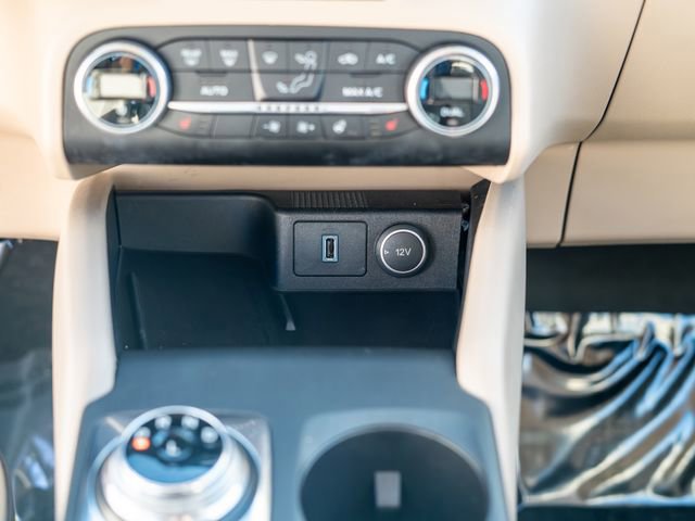 Certified 2020 Ford Escape Titanium w/ Titanium Premium Package 2.0 image 34