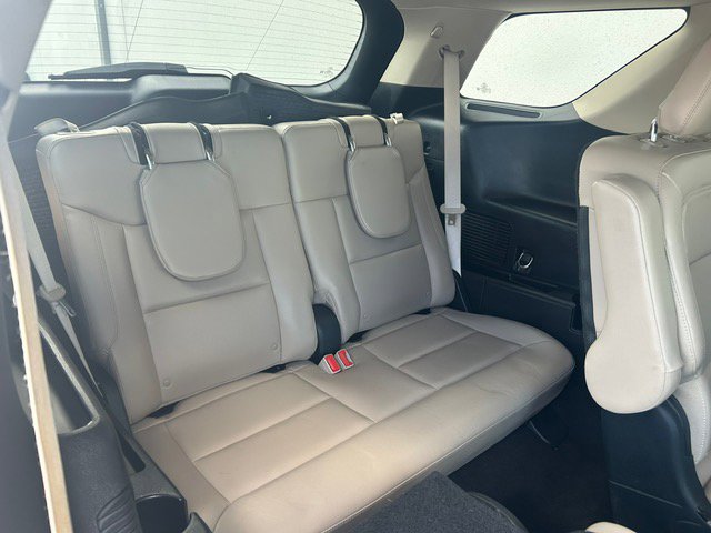 Certified 2021 Ford Explorer XLT w/ Equipment Group 202A RWD image 18