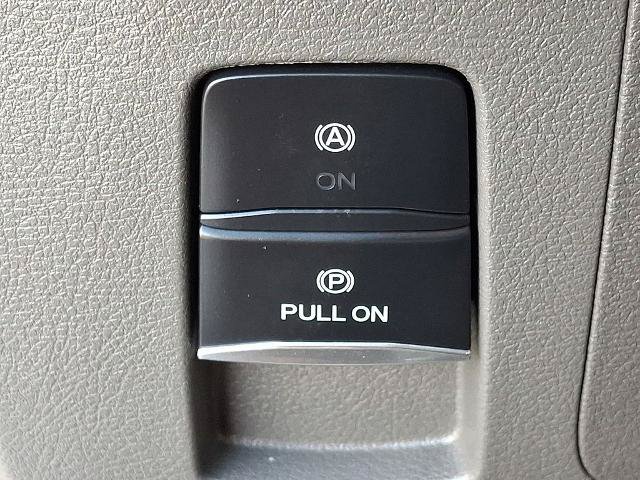 Certified 2024 Ford Transit 350 XLT RWD image 27
