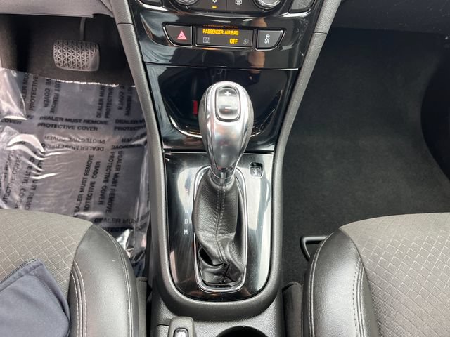 Used 2020 Buick Encore Preferred AWD/4WD image 31