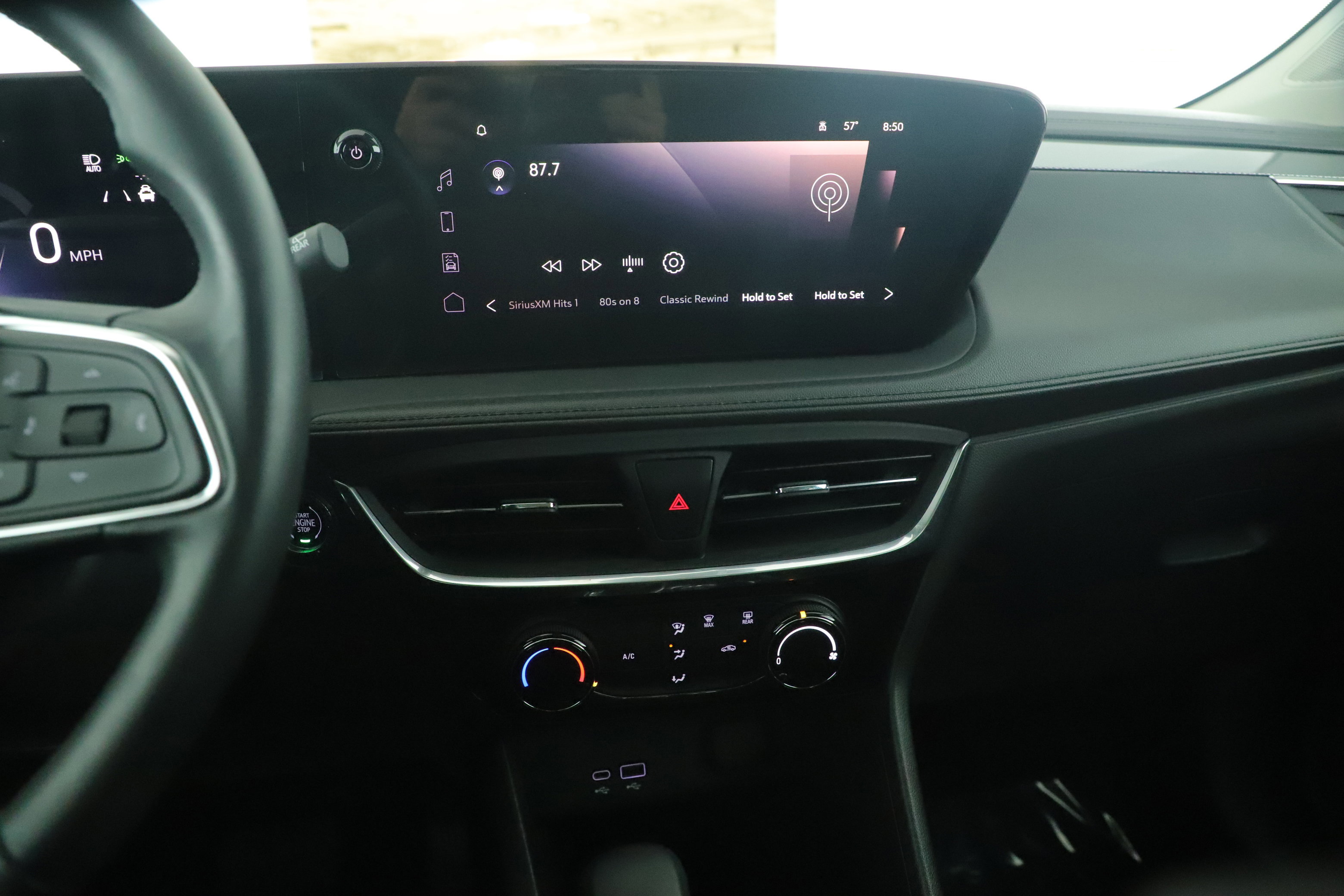 Used 2024 Buick Encore GX Sport Touring image 6