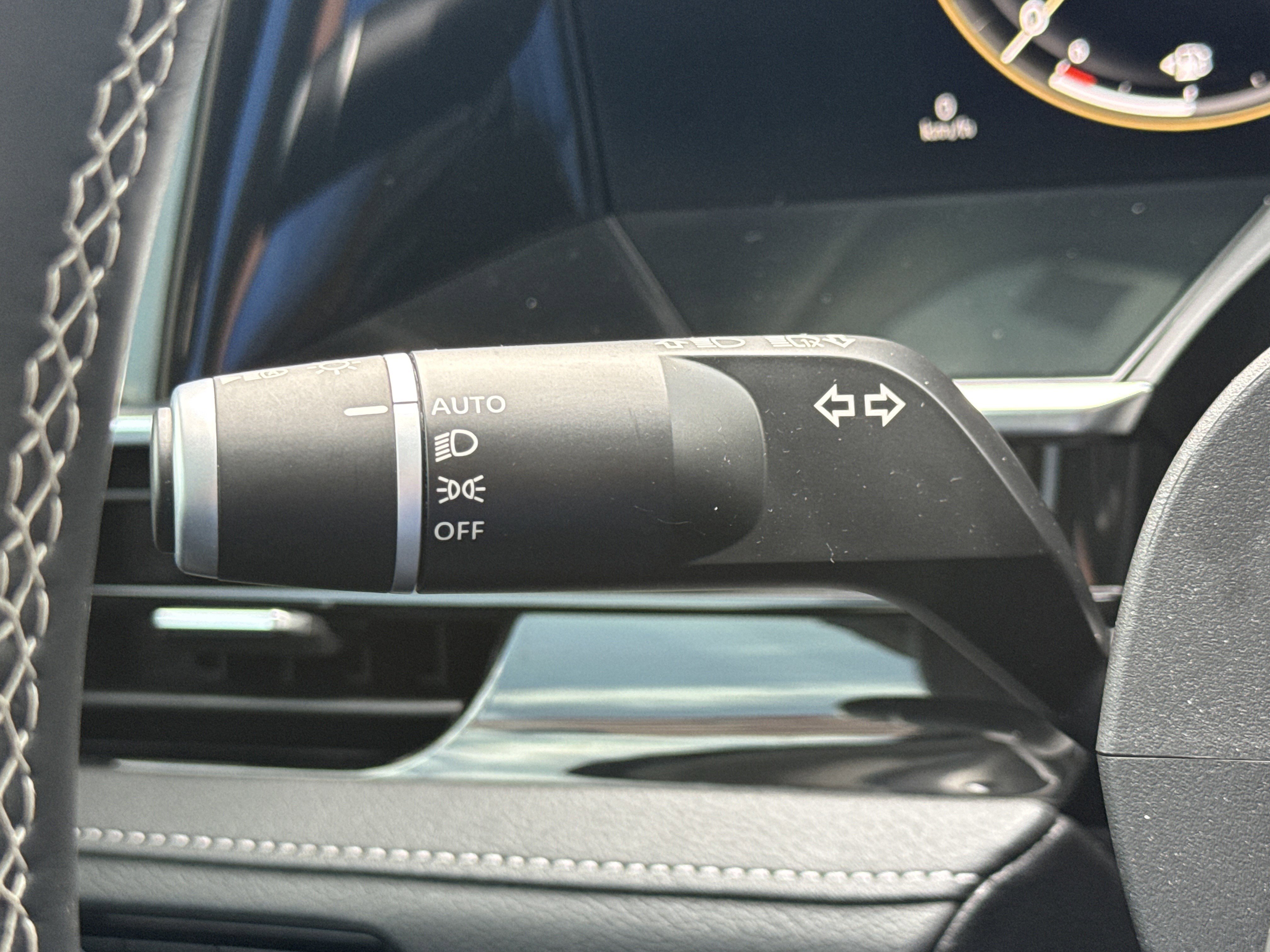 Used 2025 INFINITI QX80 Sensory w/ Exterior Package AWD/4WD image 22