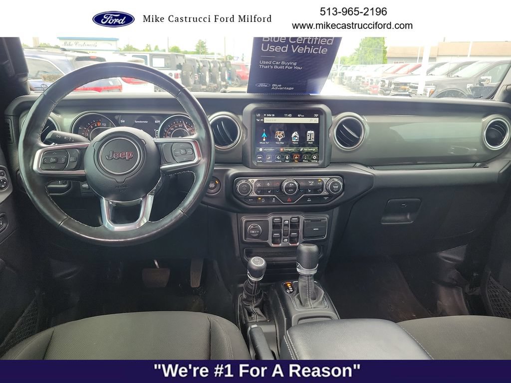 Used 2023 Jeep Gladiator Overland w/ Cold Weather Group AWD/4WD image 9
