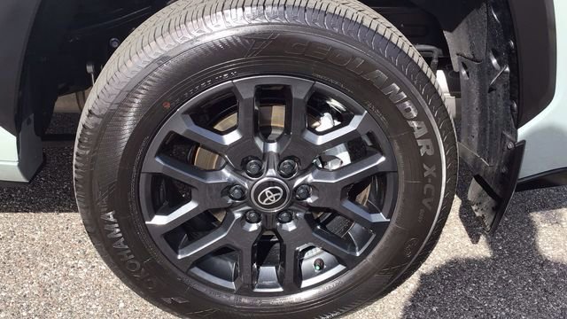 Used 2025 Toyota Sequoia Platinum image 9