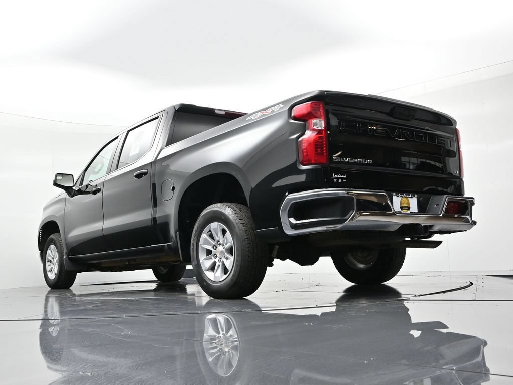 Used 2025 Chevrolet Silverado 1500 LT AWD/4WD image 20