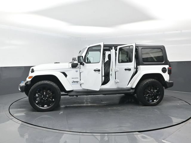 Used 2023 Jeep Wrangler Unlimited Sahara AWD/4WD image 25