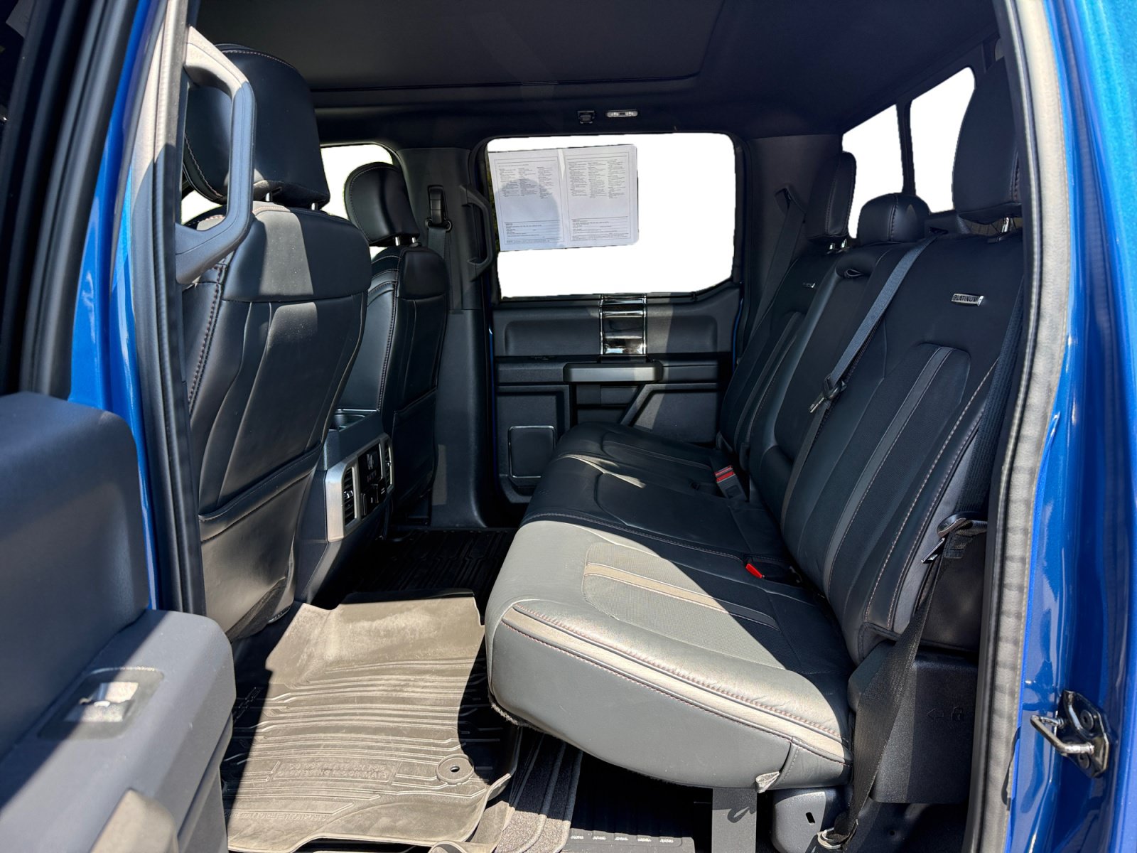 Certified 2022 Ford F250 Platinum w/ FX4 Off-Road Package AWD/4WD image 16