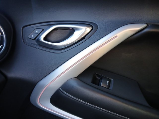 Used 2018 Chevrolet Camaro SS w/ Redline Edition RWD image 17