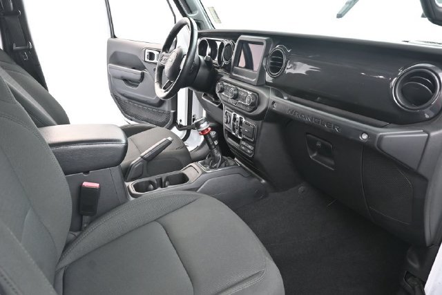 Used 2021 Jeep Wrangler Unlimited Sport AWD/4WD image 32