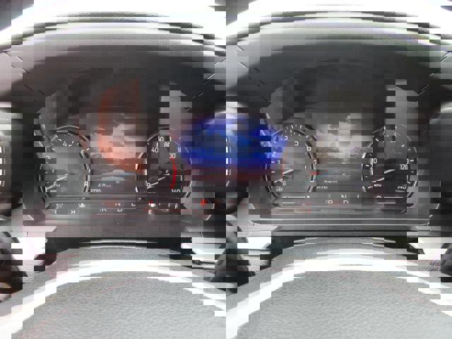 Certified 2022 Ford Explorer XLT w/ Equipment Group 202A image 9