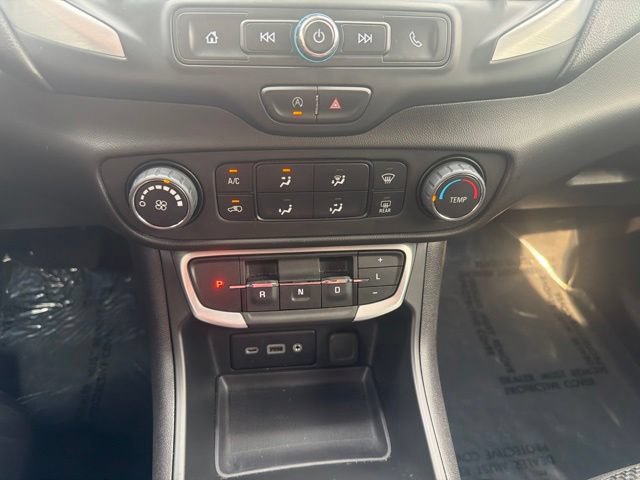 Used 2022 GMC Terrain SLE FWD image 19