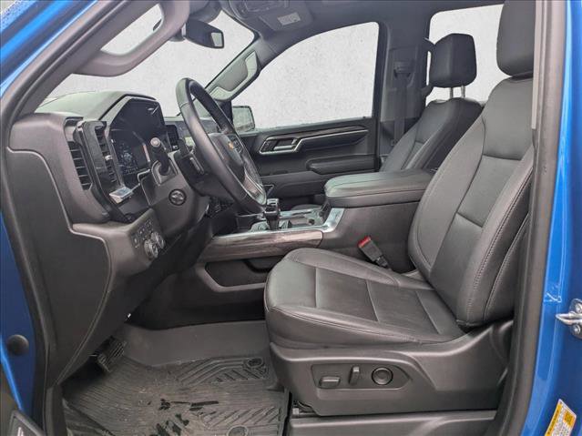 Used 2023 Chevrolet Silverado 1500 LTZ w/ LTZ Premium Package AWD/4WD image 16
