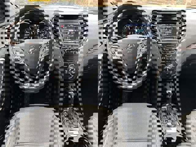 Used 2018 Hyundai Santa Fe Sport image 8