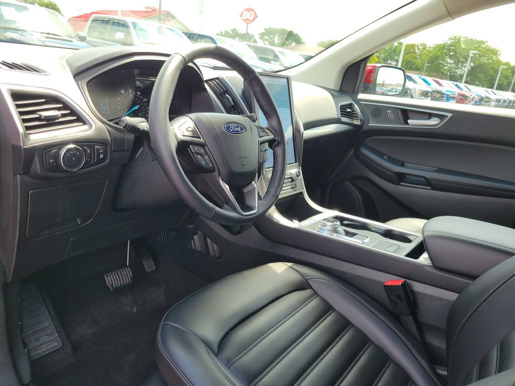 Certified 2024 Ford Edge SEL w/ Convenience Package AWD/4WD image 21