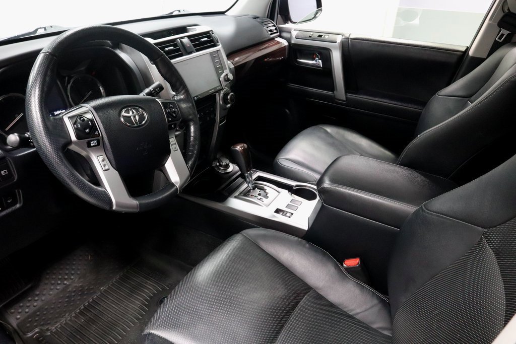 Used 2023 Toyota 4Runner Limited image 23