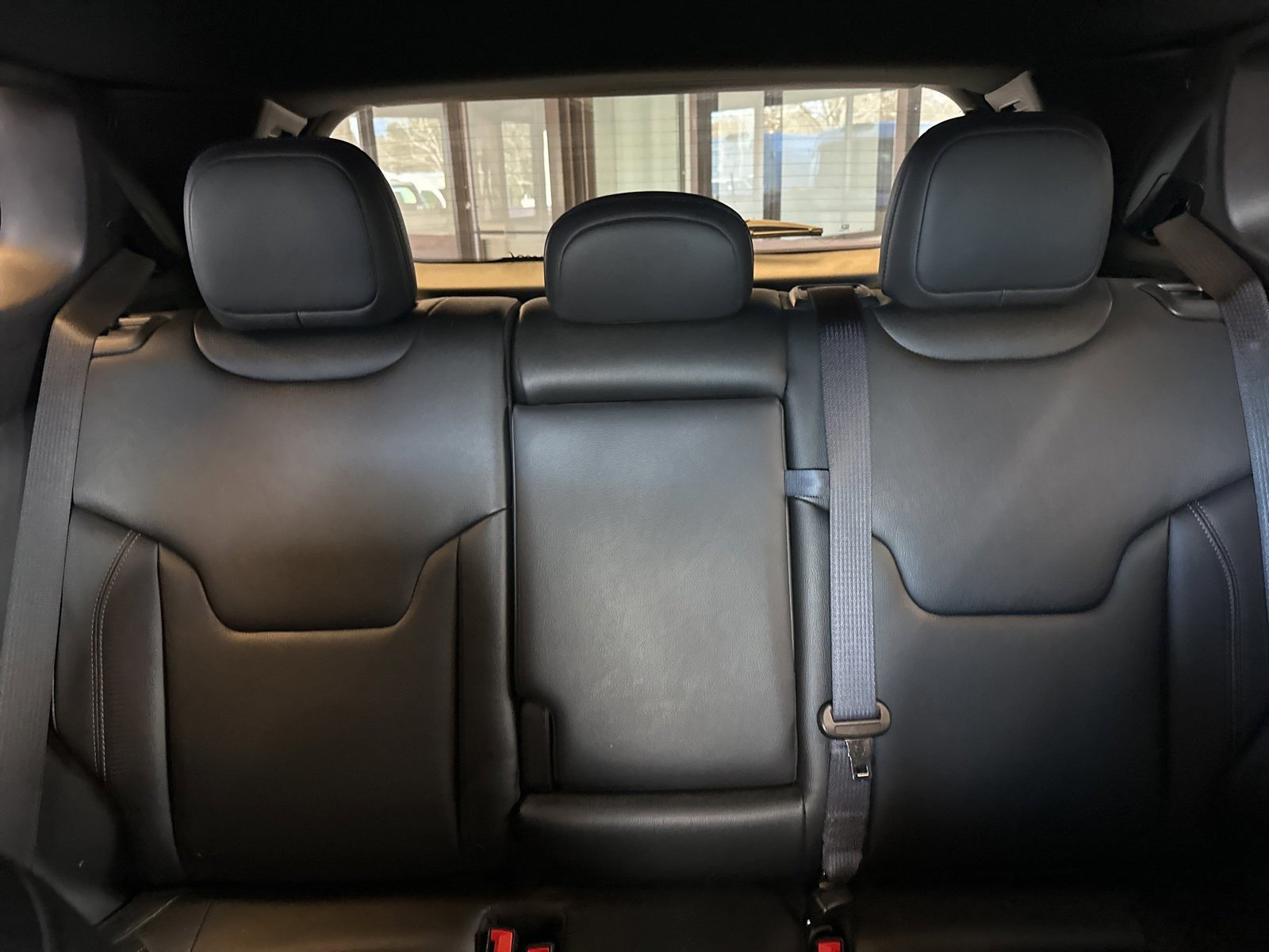 Used 2024 Jeep Compass Latitude image 23