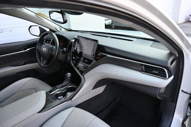 Used 2022 Toyota Camry XSE FWD image 22