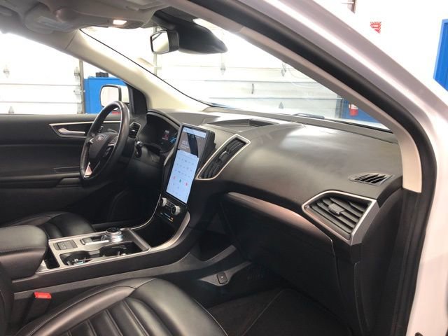 Certified 2024 Ford Edge SEL image 13