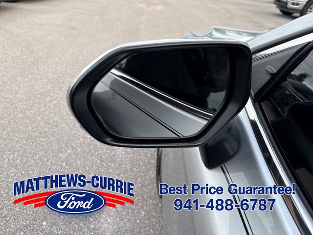 Used 2021 Toyota Camry SE w/ Convenience Package FWD image 8