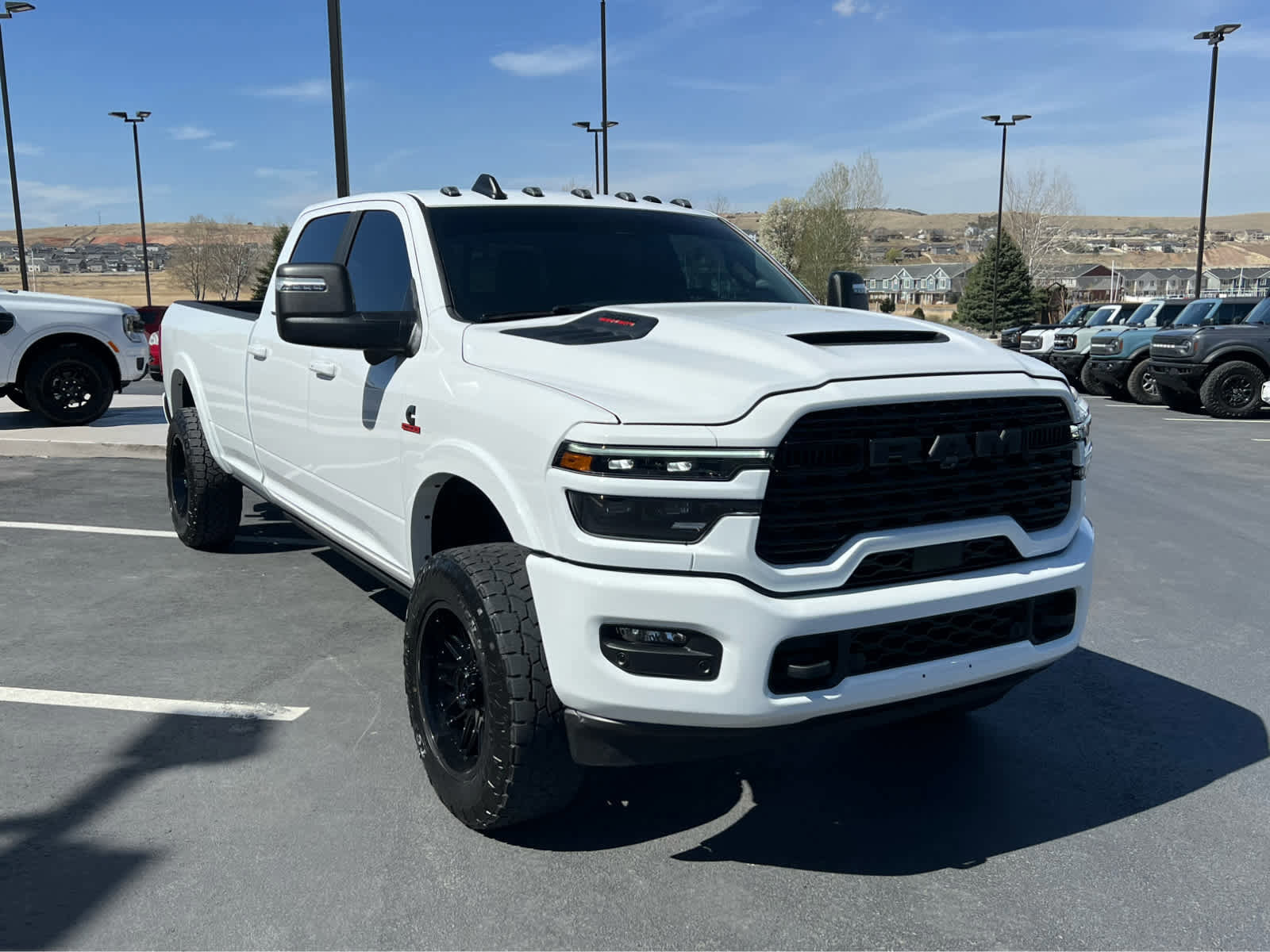 Used 2025 RAM 3500 Limited image 10