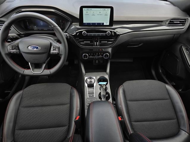 Certified 2025 Ford Escape ST-Line AWD/4WD image 11