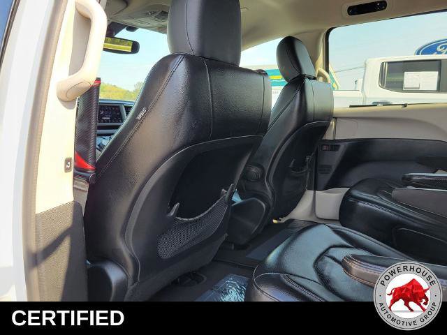 Used 2019 Chrysler Pacifica Touring-L image 15