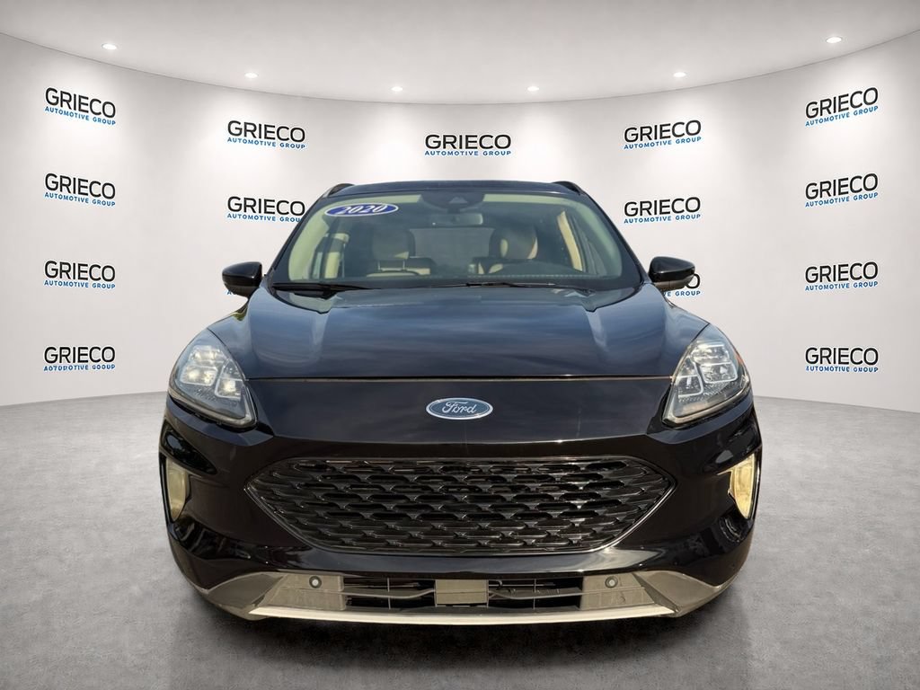 Certified 2020 Ford Escape Titanium AWD/4WD image 2