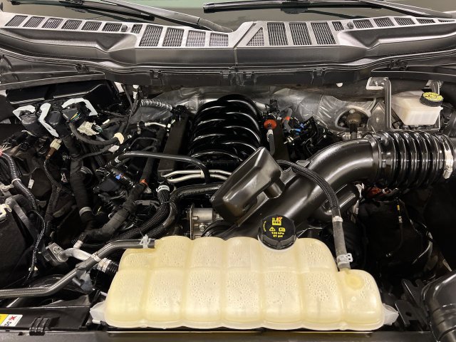 Certified 2024 Ford F150 Lariat w/ FX4 Off-Road Package AWD/4WD image 11