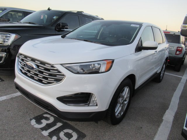 Certified 2022 Ford Edge SEL w/ Convenience Package image 3