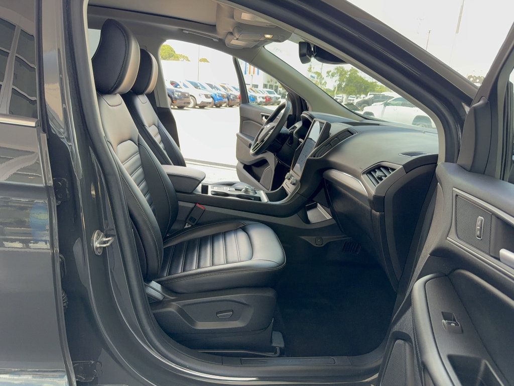 Certified 2021 Ford Edge SEL w/ Convenience Package FWD image 13