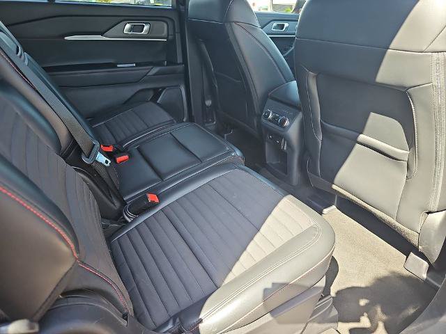 Certified 2025 Ford Explorer ST-Line w/ ST-Line Street Pack AWD/4WD image 11