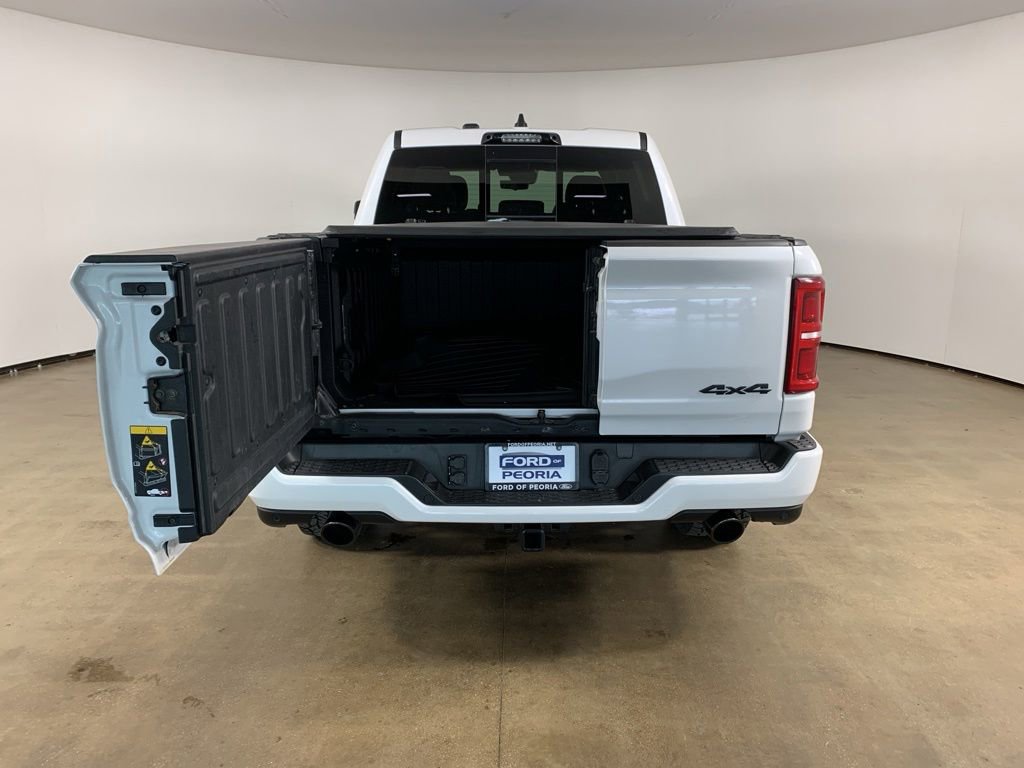 Used 2025 RAM 1500 Limited AWD/4WD image 14