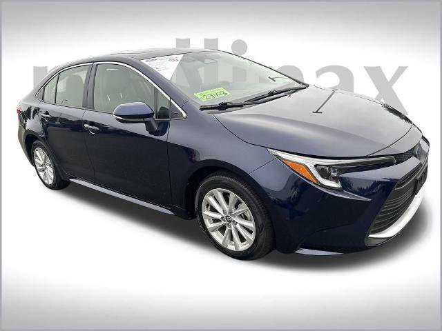 Used 2025 Toyota Corolla XLE