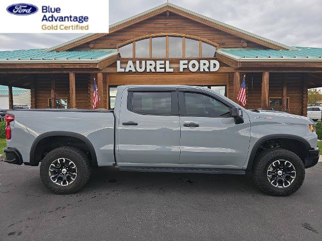 Used 2024 Chevrolet Silverado 1500 ZR2 w/ Technology Package AWD/4WD image 1